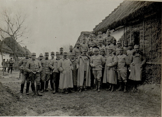 Unterstände am Knollkopf mit der dekorierten Mannscharf der Batterie 4/ ...